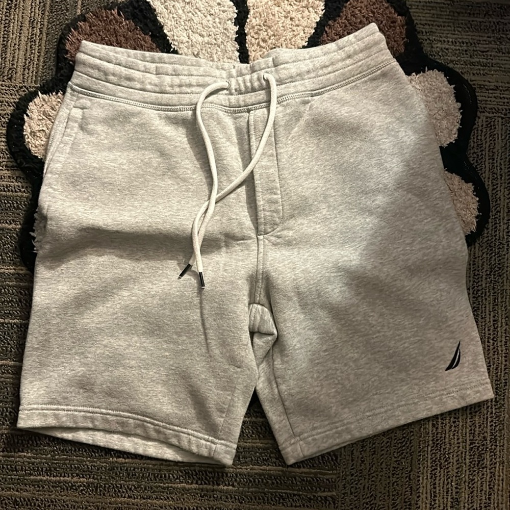 NAUTICA men’s grey fleece shorts
